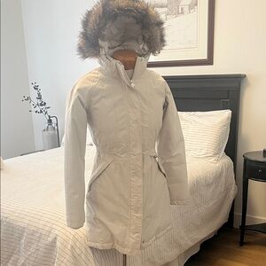 The North Face Women's White Parka with Faux Fur Hood